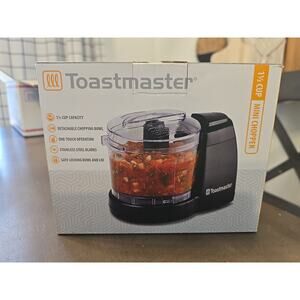 NEW In Box Toastmaster 1.5 Cup Mini Chopper TM-67MC